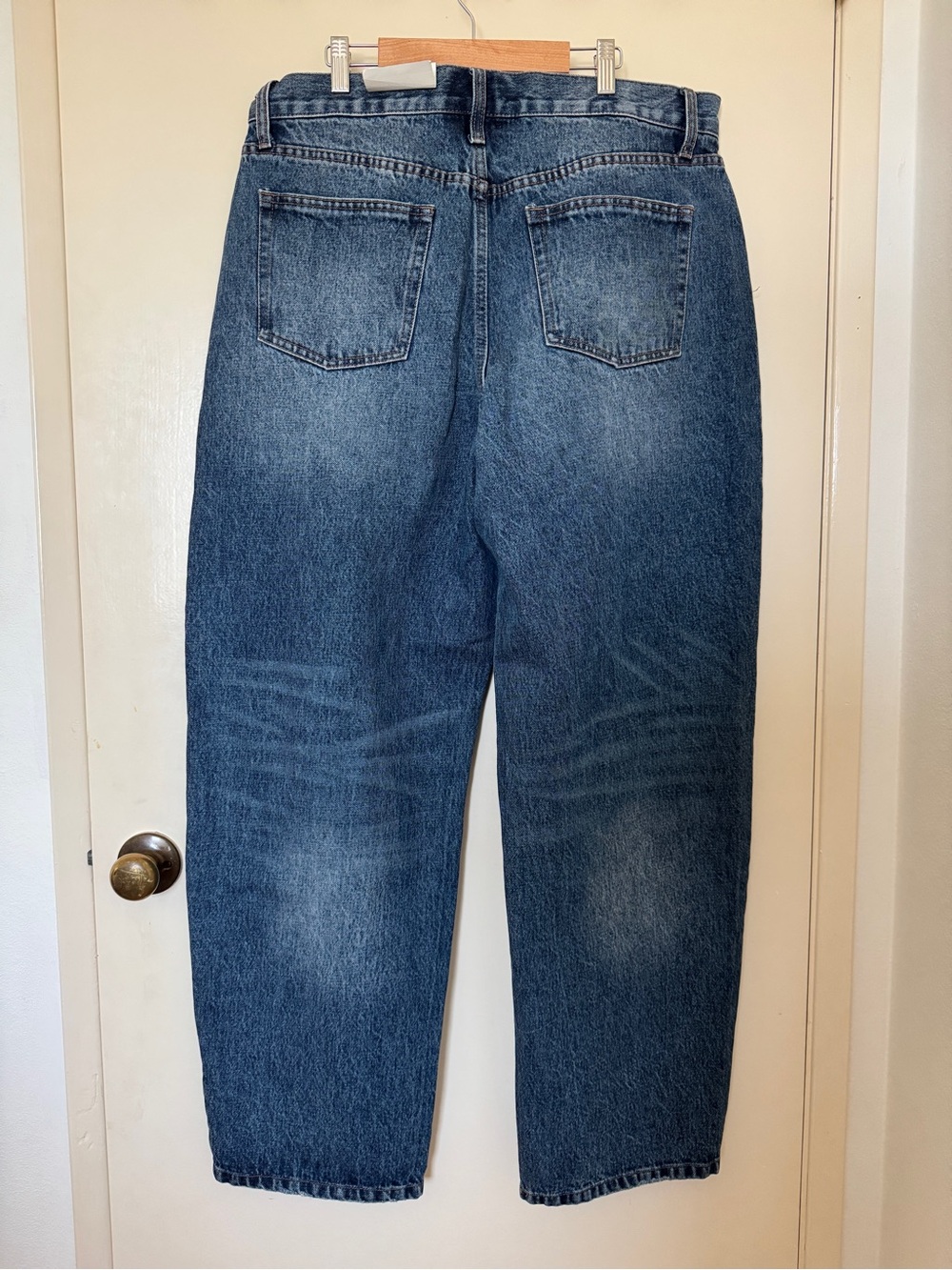 KBB by KAHLANA Women's Mid-Rise barrel Leg Jeans in a darkWash size 12 NWT - Picture 5 of 6